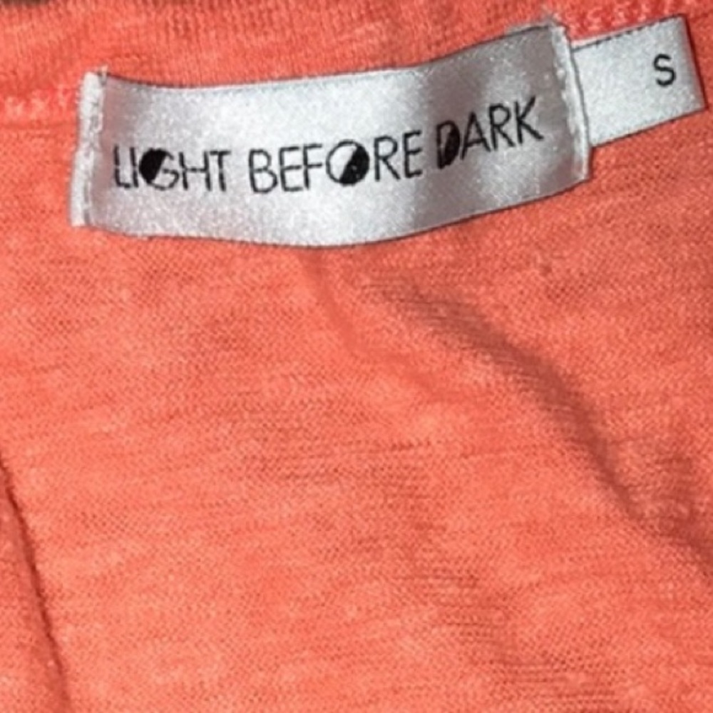 Light Before Dark Macrame Cropped Top - Picture 3 of 4